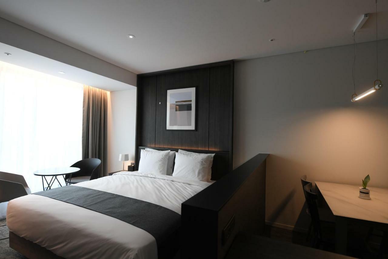 Orakai Daehakro Hotel, BW Signature Collection Seoul Exterior photo