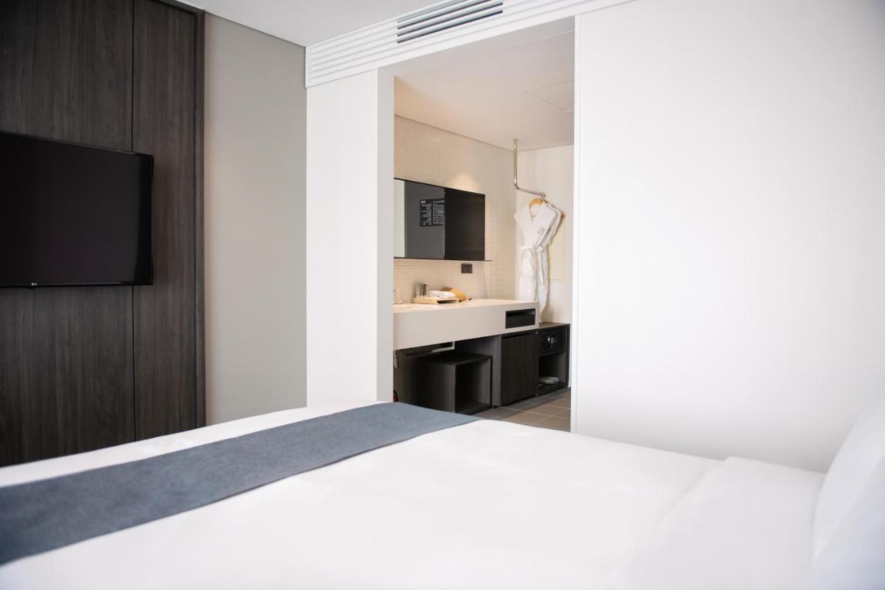 Orakai Daehakro Hotel, BW Signature Collection Seoul Exterior photo